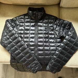 Worn once or twice, too small for me! Gorgeous lightweight jacket.